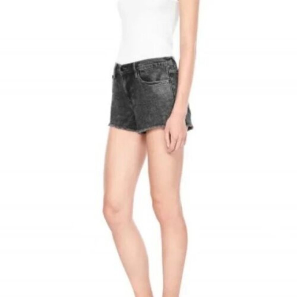 Frame Denim Le Cutoff 2" Frayed Edge Shorts in Silver Strike Size 26